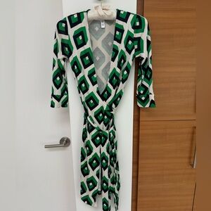 Diane Von Furstenberg Silk Wrap Dresss